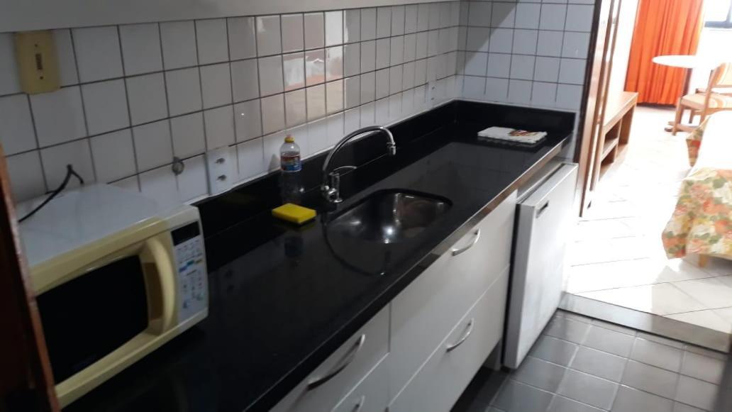 Apart Hotel Sol Vitoria Marina Салвадор Екстериор снимка